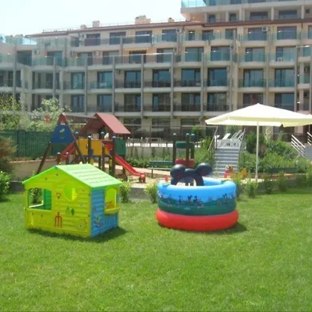Aparthotel Prestige 3*